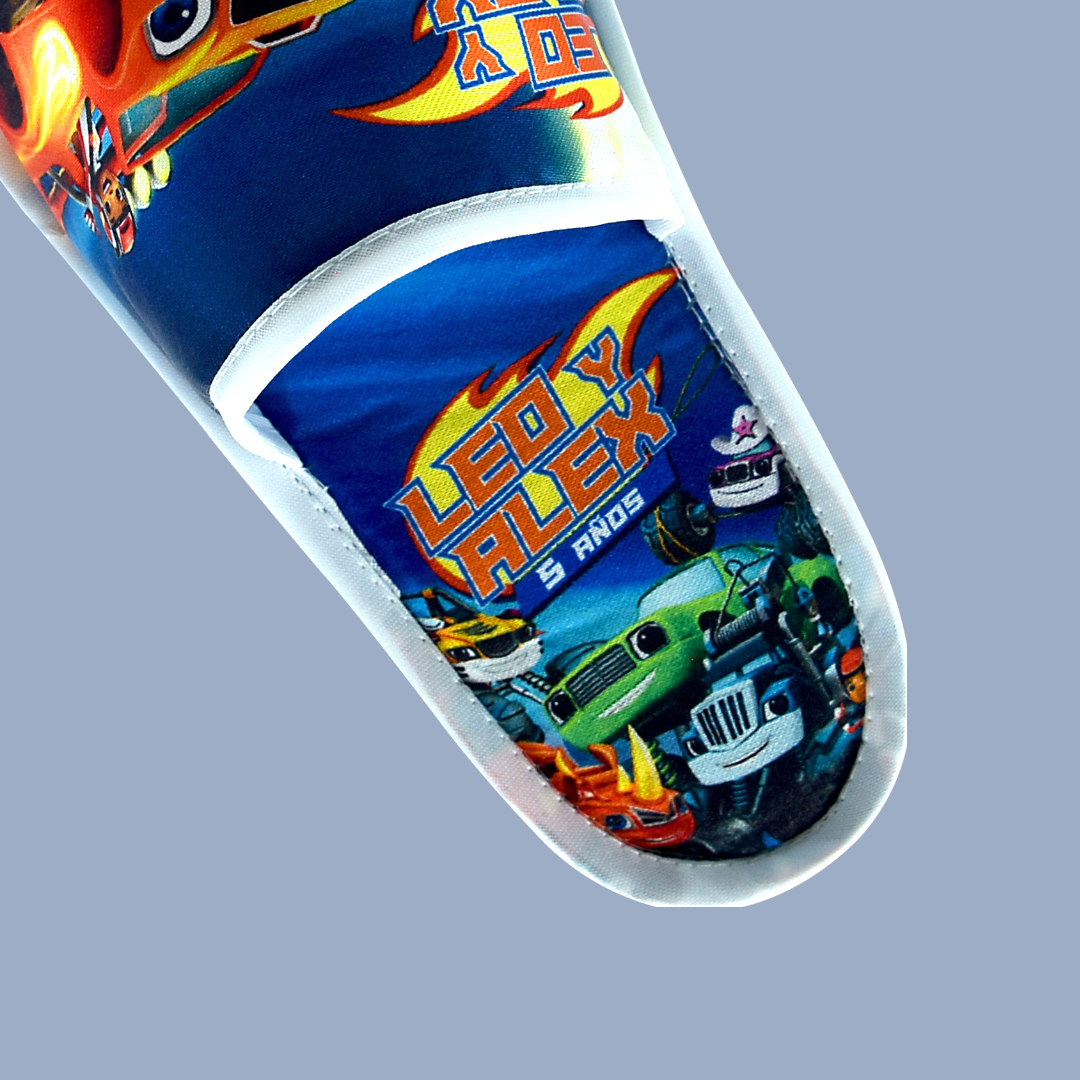 Pantuflas infantil Blaze Monster Machine