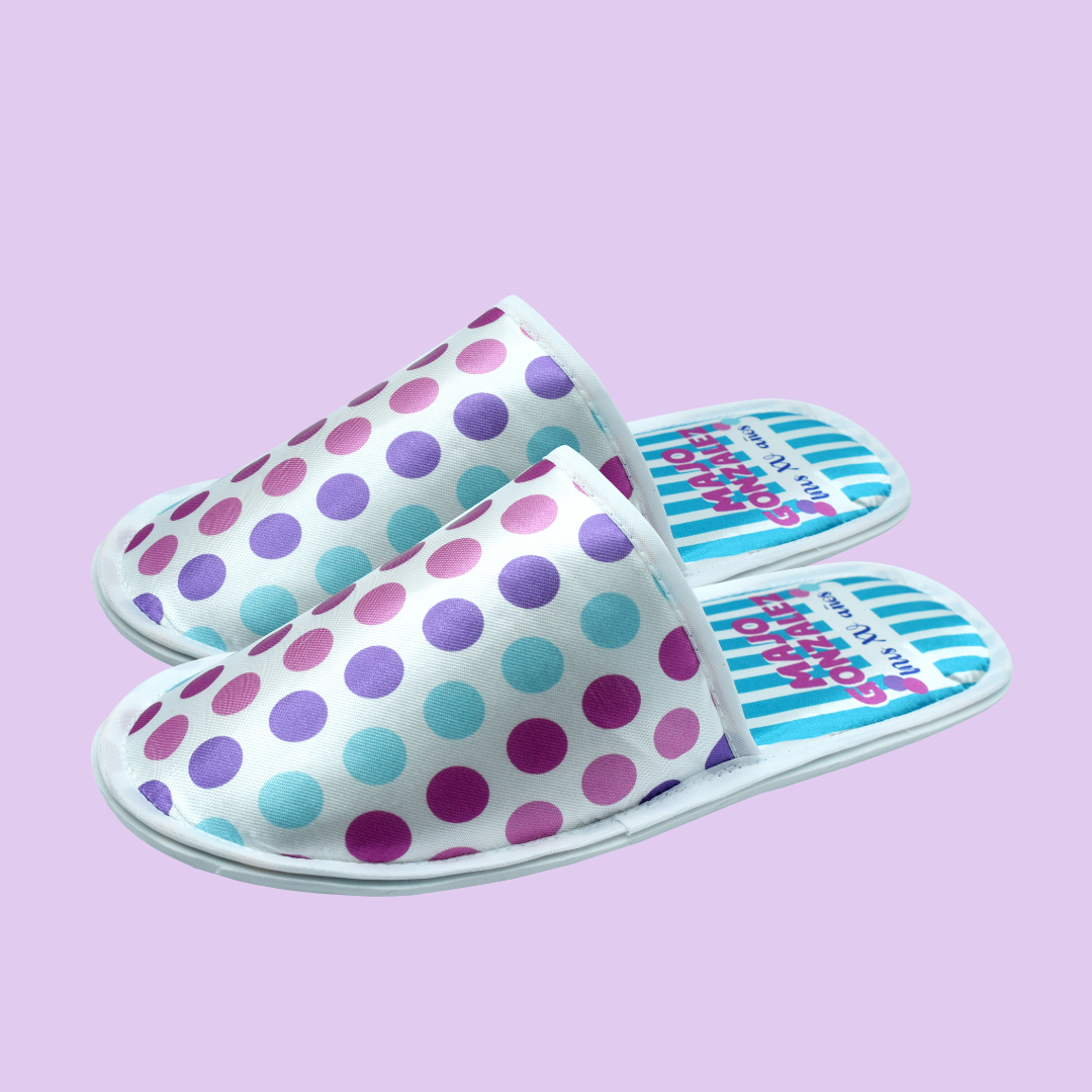 Pantuflas XV puntos de colores lila